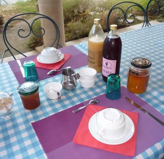 Апартаменты 1 Спальня Вид на Бассейн, La Bastide Des Pins