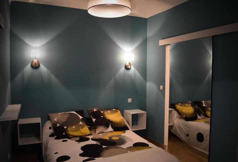 סוויטה משפחתית, La Combe Joseph