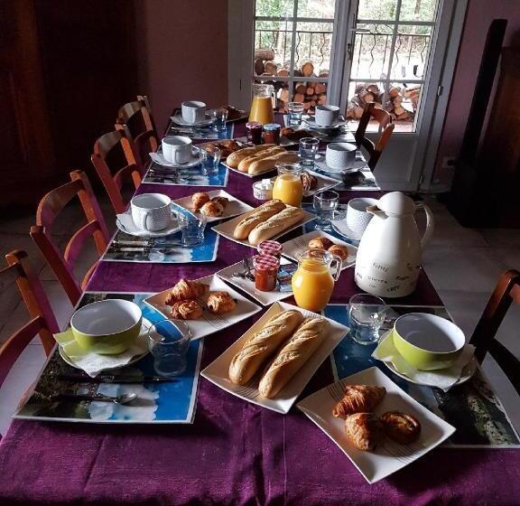 סוויטה משפחתית, La Combe Joseph