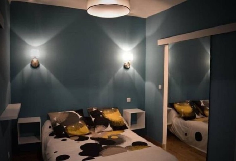 סוויטה משפחתית, La Combe Joseph