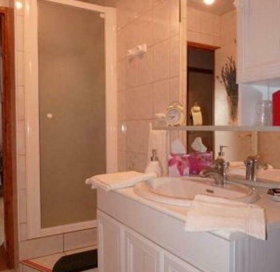 غرفة قياسية, La Trémière