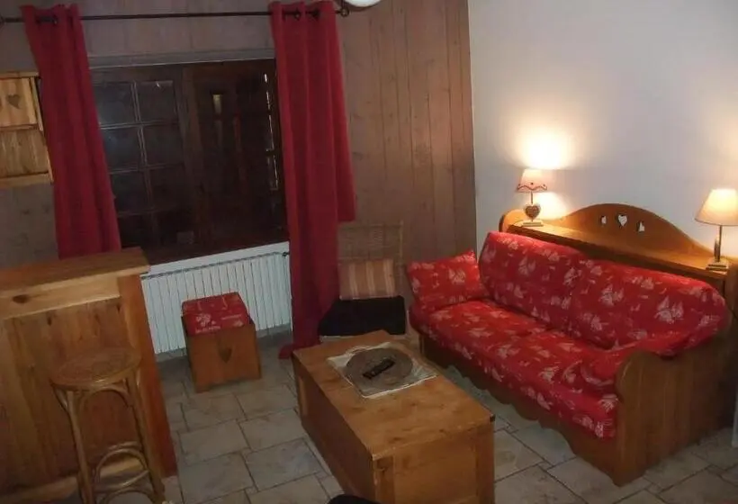 Sviitti 2 Makuuhuonetta, Le Domaine Du Grand Cellier Chambres D'hôtes En Savoie