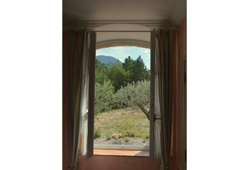 Номер Superior, Les Jardins De L'ermitage