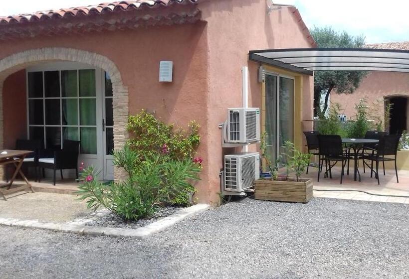 Номер Стандарт, Les Jardins De L'ermitage