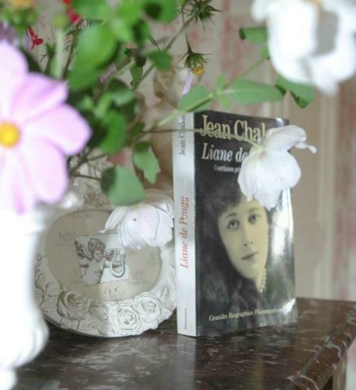 חדר סטנדרט, L'oustal