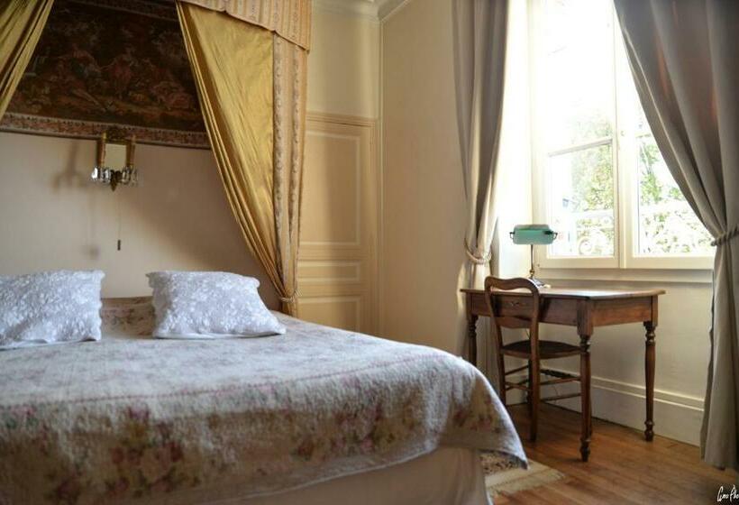 חדר סטנדרט, L'oustal