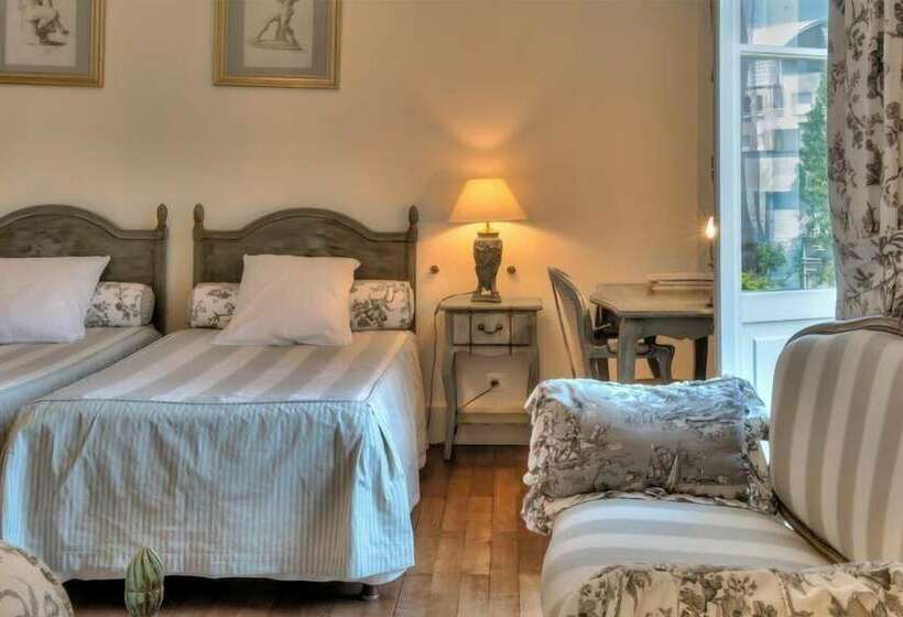 חדר משפחתי, L'oustal