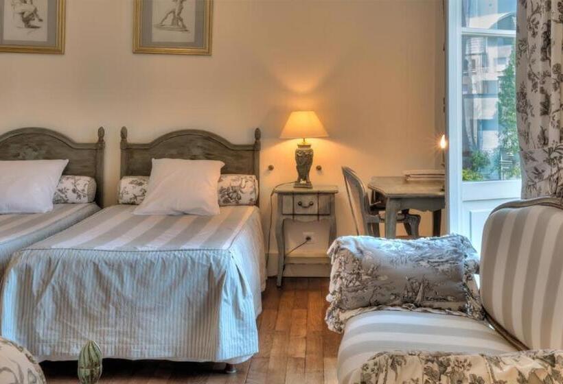 חדר משפחתי, L'oustal