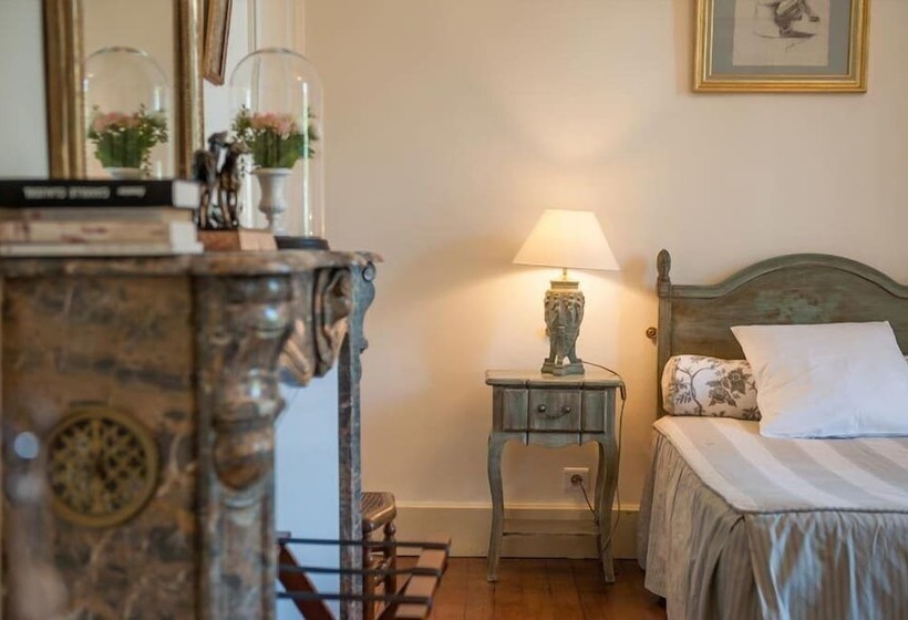 חדר משפחתי, L'oustal