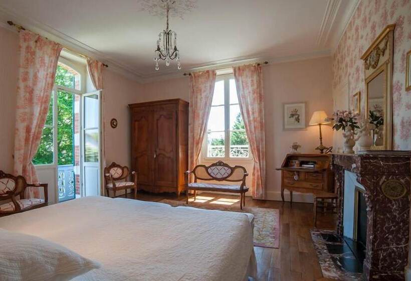 חדר סטנדרט, L'oustal