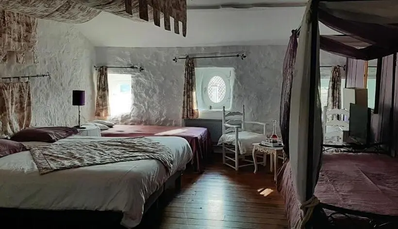 Perhehuone, Mas De La Filoselle