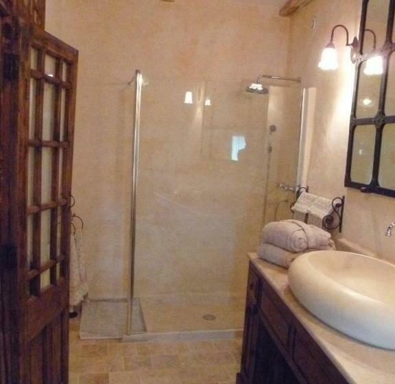 Cameră Superioară, Mas Du Puits D Amour