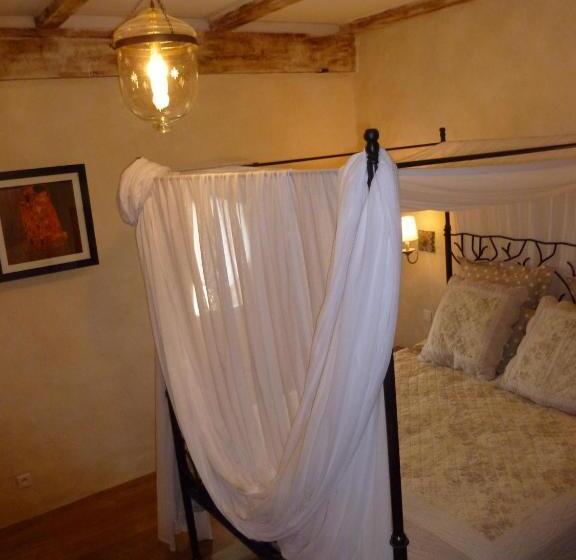 Cameră Superioară, Mas Du Puits D Amour