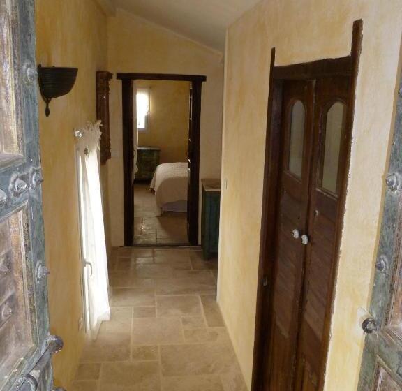 Cameră Deluxe, Mas Du Puits D Amour