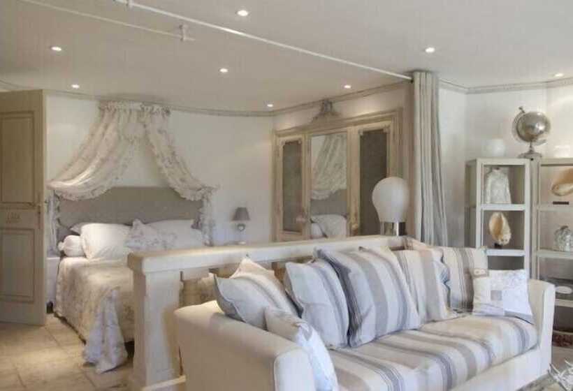 スタンダードルーム, Parfum De Roses