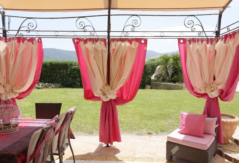 スタンダードルーム, Parfum De Roses