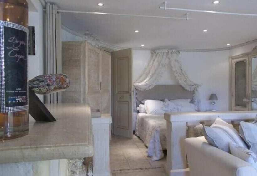 スタンダードルーム, Parfum De Roses