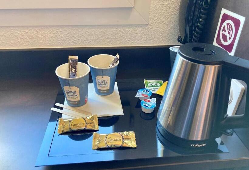 غرفة قياسية رباعية, Kyriad Dol De Bretagne