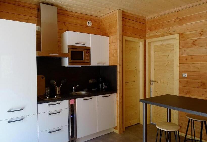 샬레, Auberge Les Hauts De Chenas