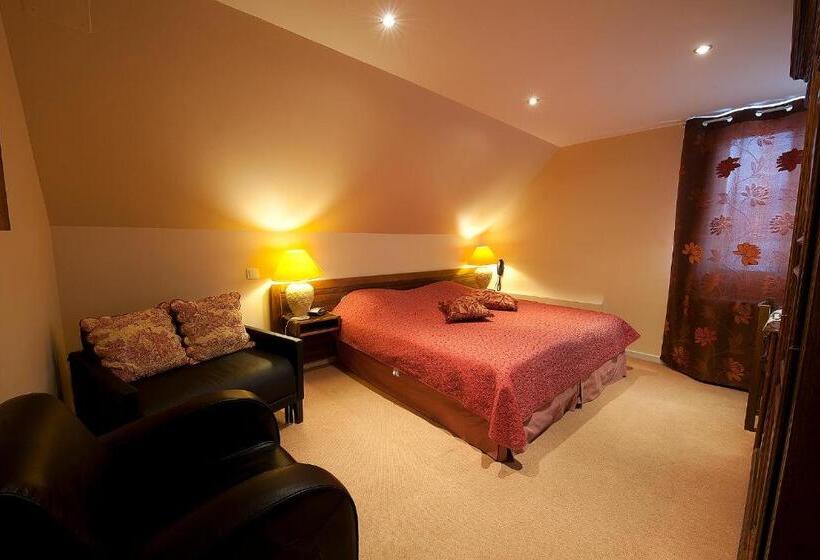 חדר סופריור, Aux Deux Clefs