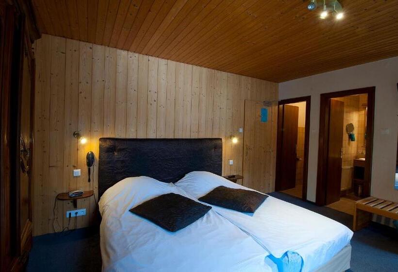 수피리어 룸, Aux Deux Clefs