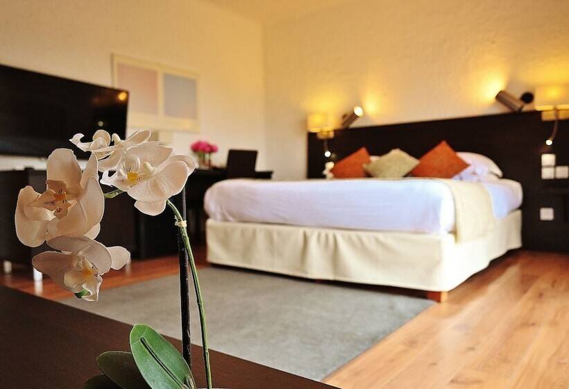 ジュニアスイート, Domaine Du Lac   Teritoria