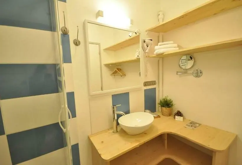 Standard Kolmen Hengen Huone, L Edelweiss B&b Chambres D Hôtes