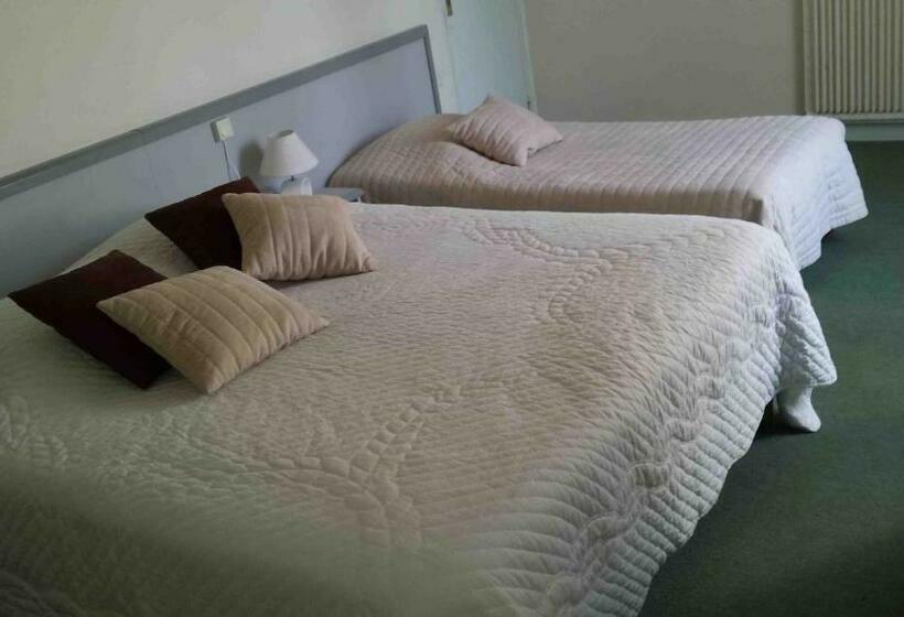 חדר משפחתי, Grand Hotel De L étoile