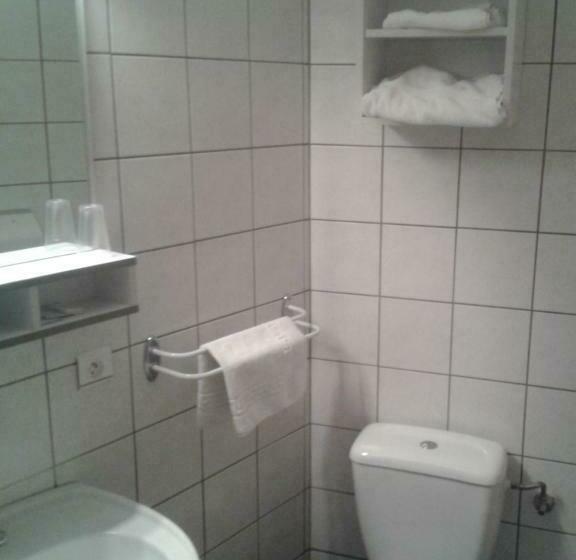 חדר סטנדרט יחיד, Logis Hôtel Restaurant Hostellerie De L étoile