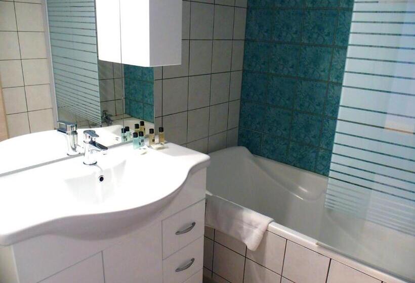 חדר סופריור, Logis Hôtel Restaurant Hostellerie De L étoile