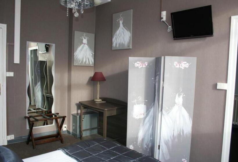 尊贵房, Hostellerie De La Quenoeuille