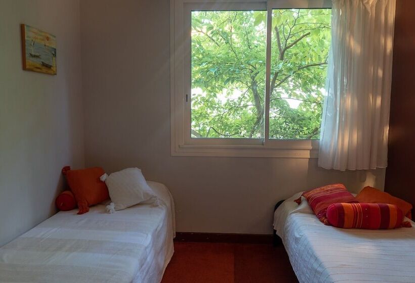 اتاق خانوادگی, Hôtel Aquitaine