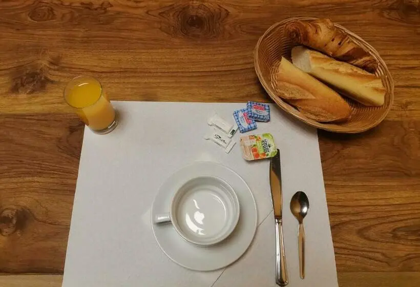 Standard-huone, Hôtel Bar Des Arènes