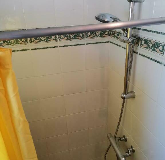 חדר סטנדרט, Hôtel Bar Des Arènes