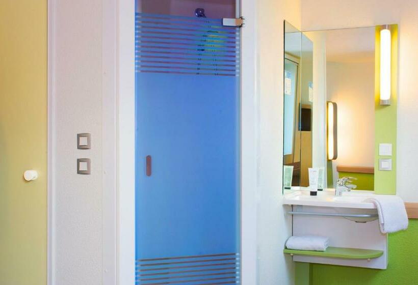 Номер Стандарт Трехместный, Ibis Budget Concarneau
