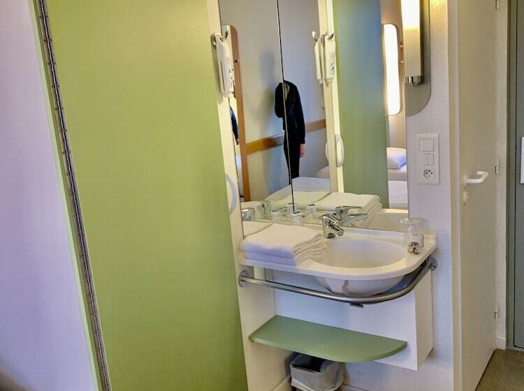 Номер Стандарт, Ibis Budget Concarneau