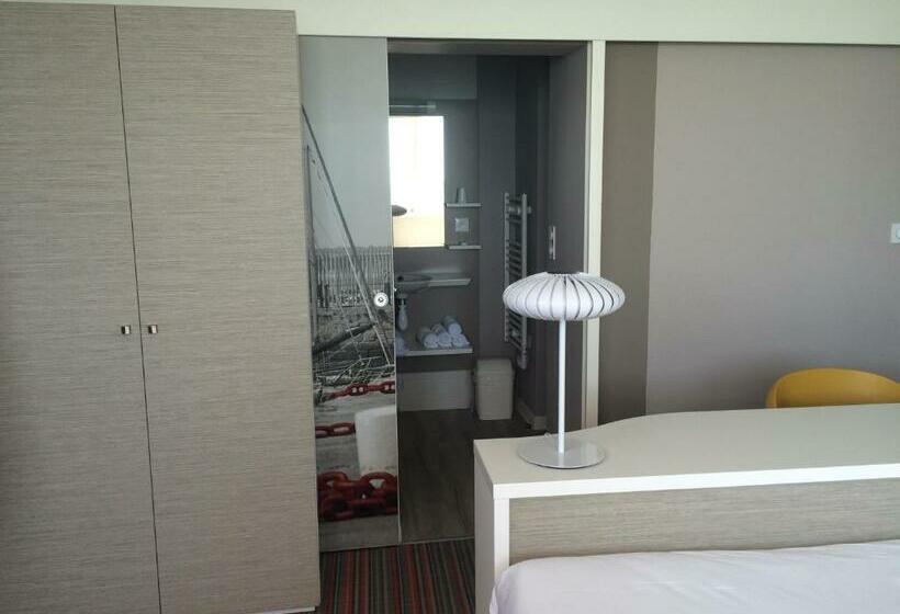 スタンダード4人部屋, La Villa Saint Jean