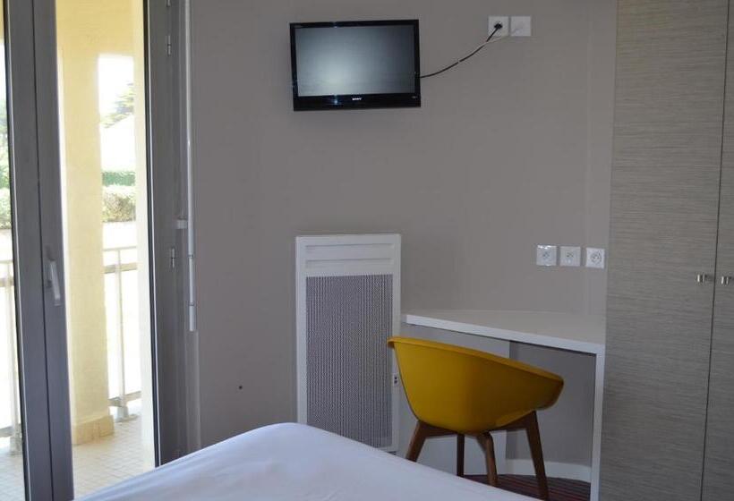 スタンダードトリプルルーム, La Villa Saint Jean