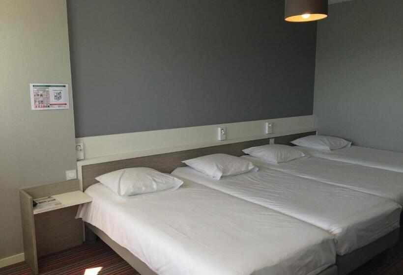 景色の見えるスタンダード4人部屋, La Villa Saint Jean