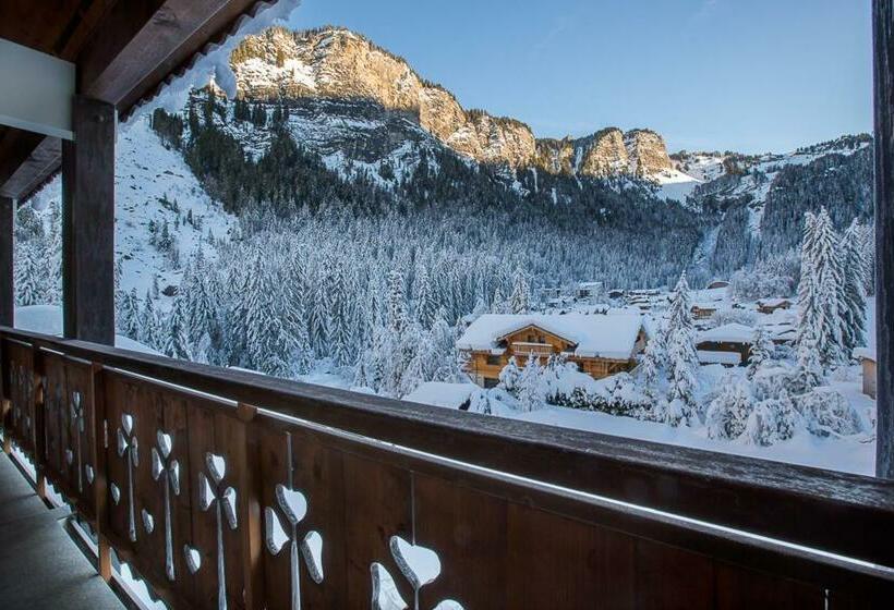 اتاق استاندارد, Les Lans