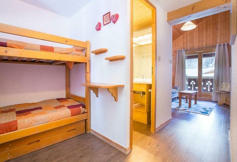 اتاق خانوادگی, Les Lans