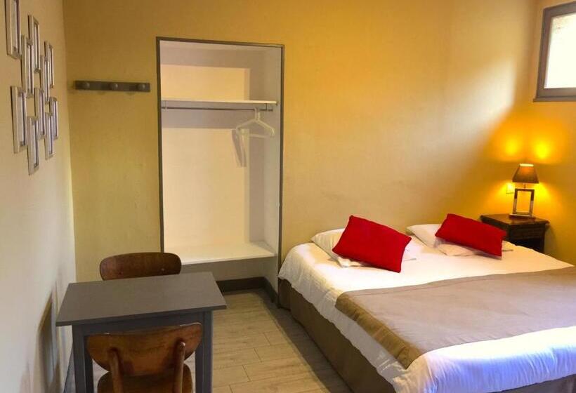 חדר סופריור, L'estaminet