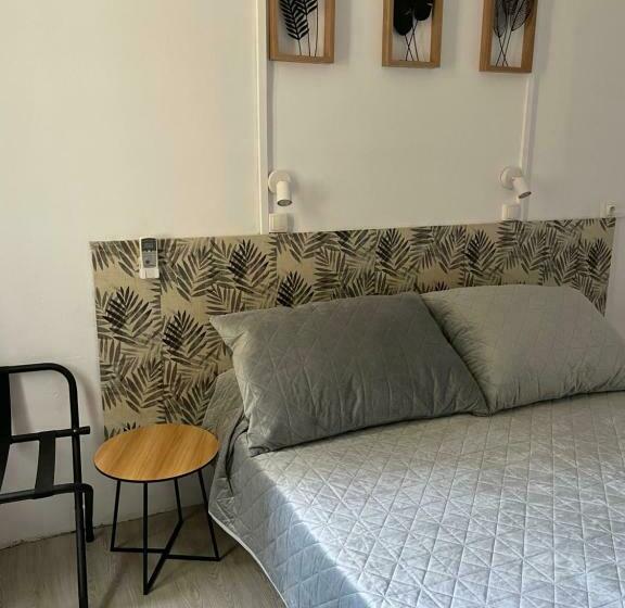 Номер Стандарт, Restaurant Les Paquebots