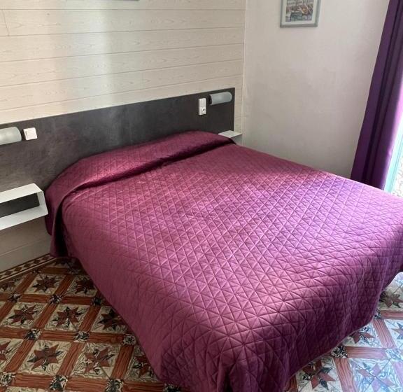 Люкс 2 Спальни, Restaurant Les Paquebots