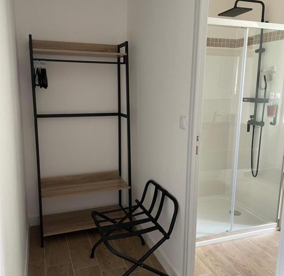 Номер Стандарт, Restaurant Les Paquebots