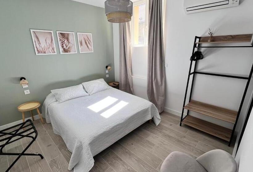 Четырехместный Номер Deluxe, Restaurant Les Paquebots