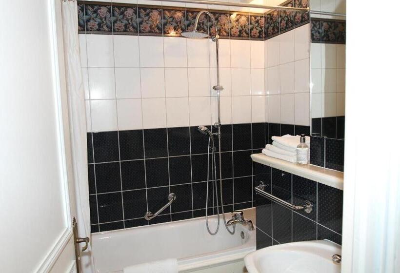 Standardzimmer mit Meerblick & Balkon, Royal Albion