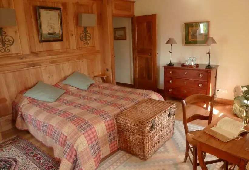 デラックスルーム, Chambres D'hôtes Du Hameau Les Brunes