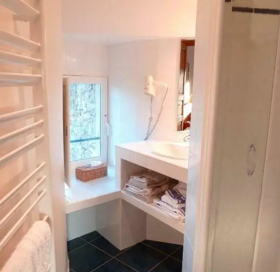 スタンダードルーム, Chambres D'hôtes Du Hameau Les Brunes