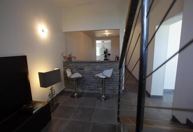 חדר סטנדרט, L Attrachju